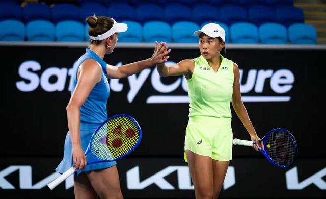 kaiyun-张帅时隔7年重返澳网女双四强